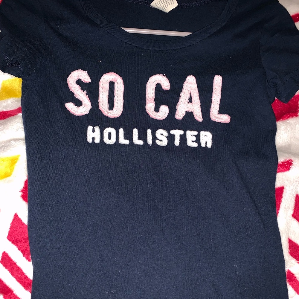 Hollister Tee